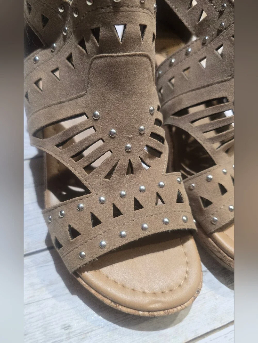 Little Girls Size 3M Cork Wedge Sandals - Cutout Stud Detail